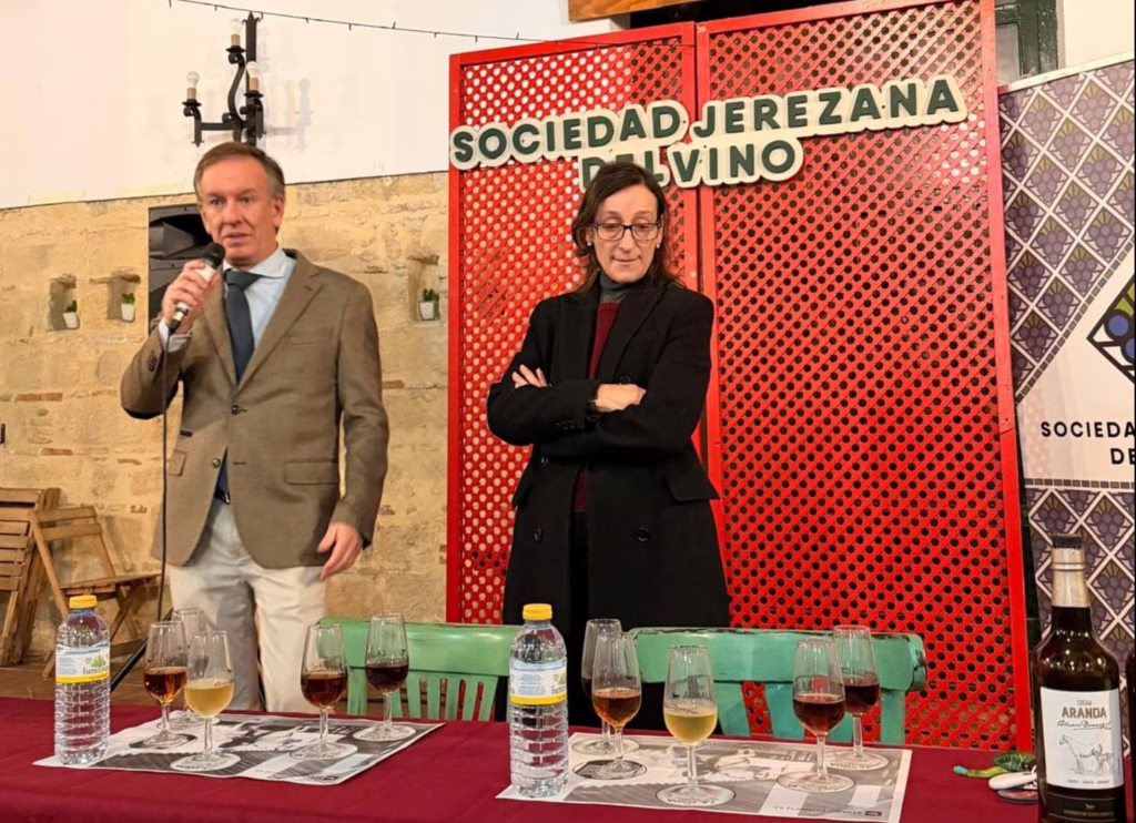 “Cinco vinos, mil sensaciones: así conquistó Álvaro Domecq a la Sdad. Jerezana del Vino”